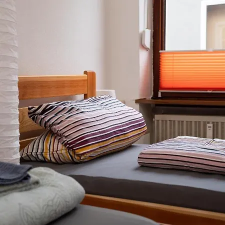 3 Zimmer Fuer Max. 5 Personen Appartement *